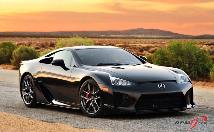 ▲ 2012년 렉서스가 내놓은 'LFA'(사진=Autoblog.com)