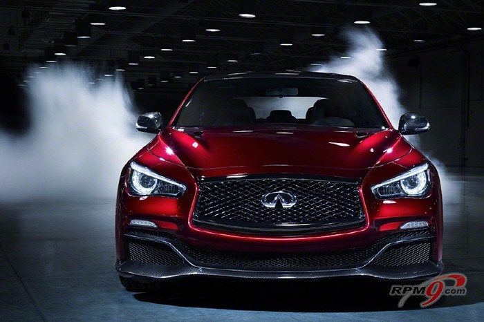 ▲ Q50 오 루즈(Q50 Eau Rouge)