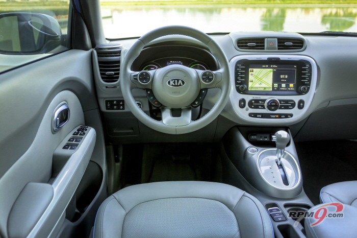 ▲ KIA SOUL EV interior