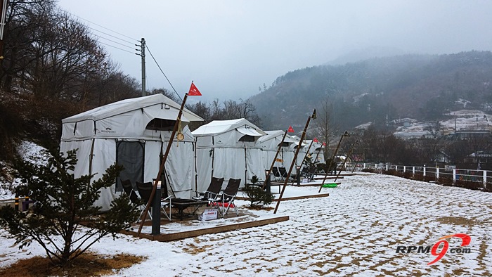 ▲ 눈이오나 비가오나 편하게 이용할 수 있는 캠핑이 글램핑이다.