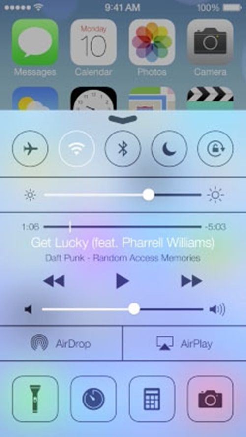 iOS 7의 변신, 팀 쿡의 스티브 잡스 지우기