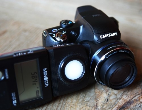 디카와 DSLR 장점만 취했다, 삼성 WB5000
