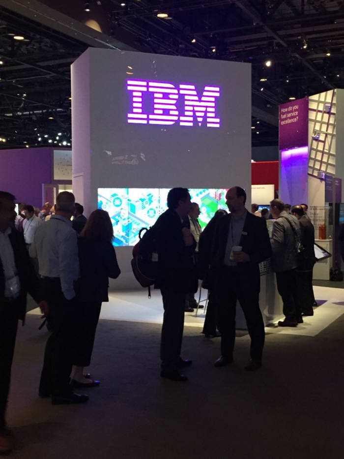 SAP 사파이어나우 행사장에 마련된 IBM 부스 전경