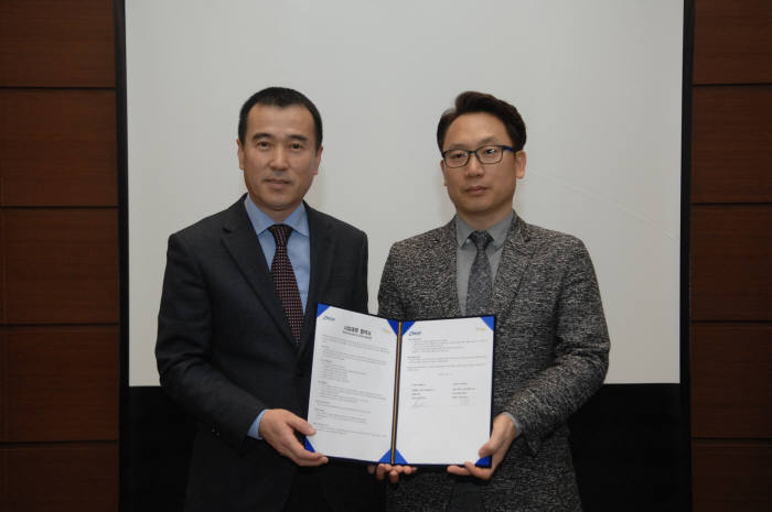 김일용 앤앤에스피 대표(왼쪽)와 김종광 인섹시큐리티 대표가 사업제휴 협약을 체결했다.