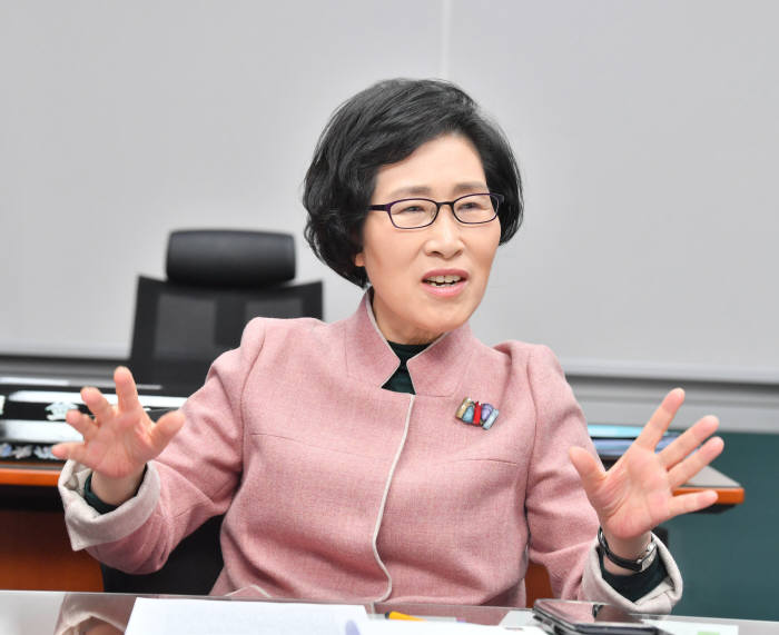 김삼화, 미세먼지 위협에 발전소 가동 중단 법안 발의...발전사업자 손실 보상도