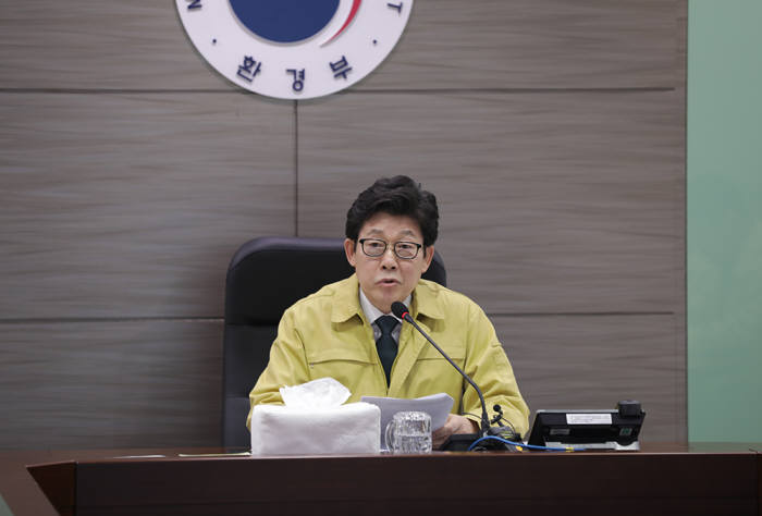 조명래 환경부장관, 미세먼지 계절관리제 이행 총력 당부