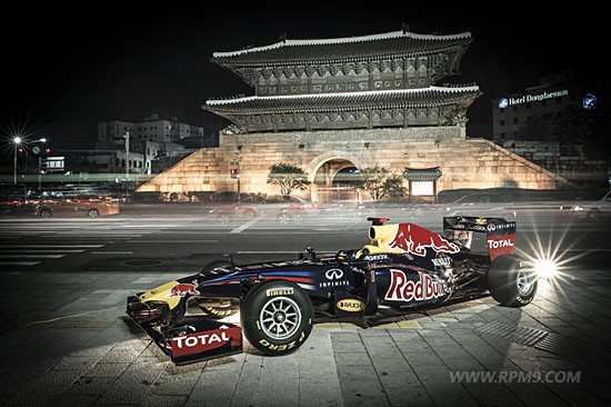 '잠수교 질주', 레드불 F1 경주車 기념촬영