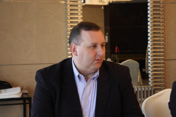 [포리너]제프 왓코트 브라이트코브 CMO "젠코더, 클라우드 비디오 콘텐츠 시장 선도할 것"