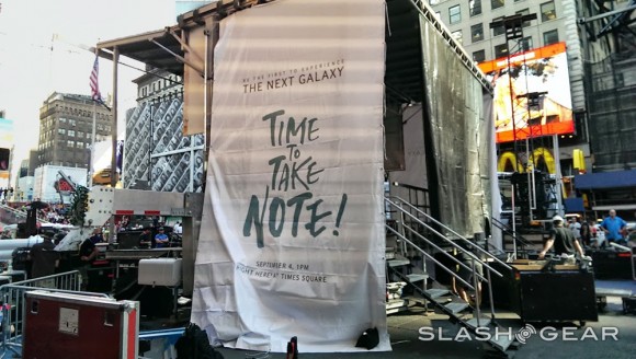 이미지 출처 : http://www.slashgear.com/samsung-galaxy-note-iii-event-goes-global-tomorrow-berlin-and-nyc-at-1pm-est-03295860/