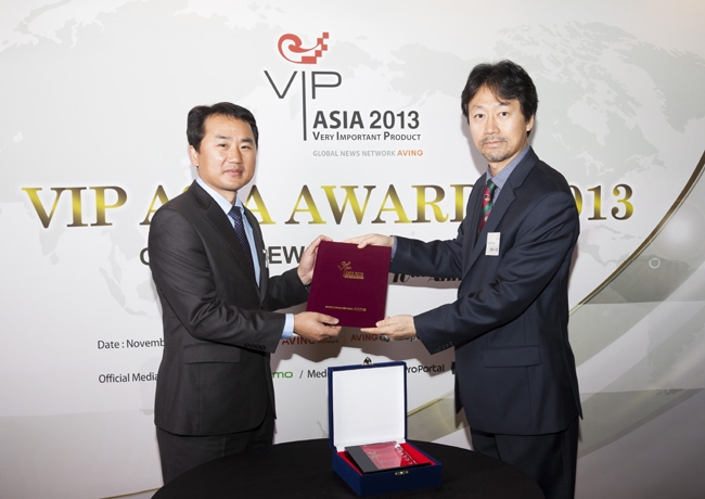 아이페이스, VIP ASIA AWARD 2013 모바일 액세사리 분야 올해의 제품상 수상