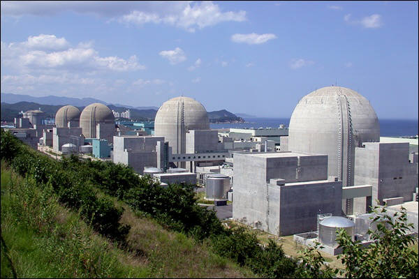 [2013 국내 10대 뉴스]원전 비리와 전력위기