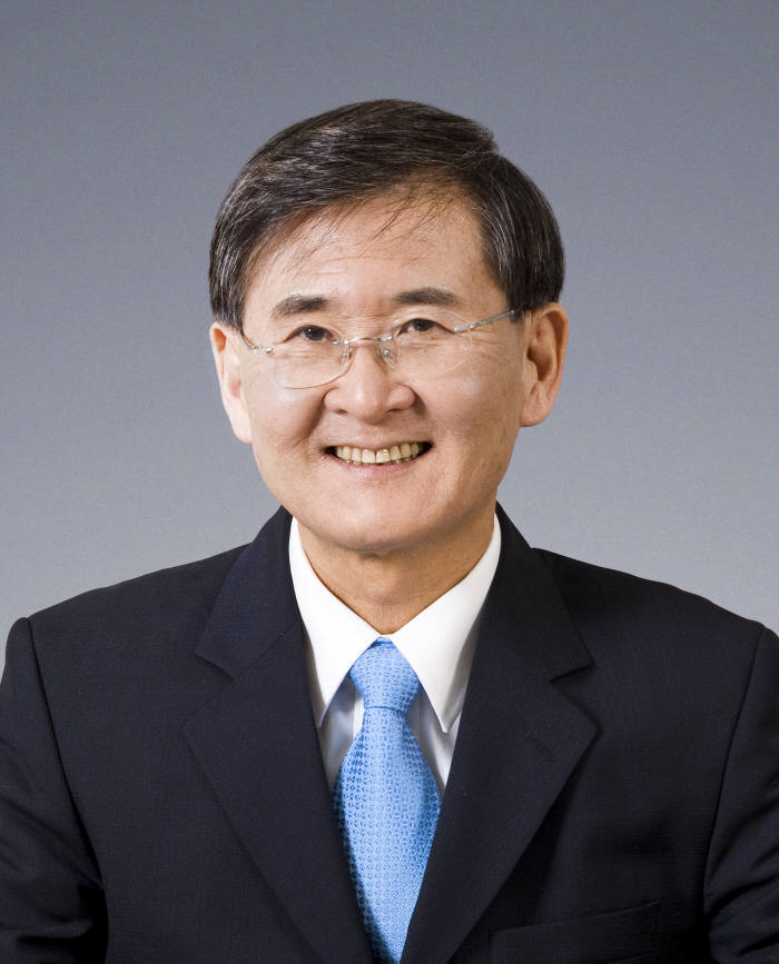 강성모 KAIST 총장, 한국 대학 최초로 `다보스포럼 GULF` 초청
