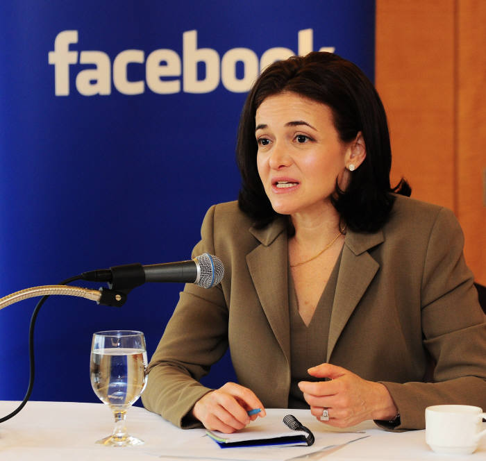 페이스북 샌드버그, 10억달러 자산가 대열에 합류