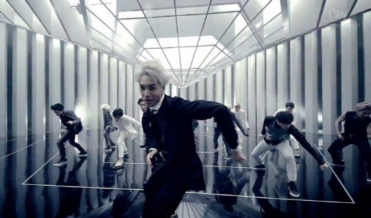 엑소 중독 Overdose 공개 뮤직비디오 칼군무