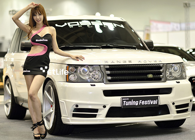 사진 : 부산=정재훈 기자(<a href="http://www.missdica.com" target="_blank">http://www.missdica.com</a>) / 레인지로버 스포츠 HSE와 함께한 레이싱모델 한민영