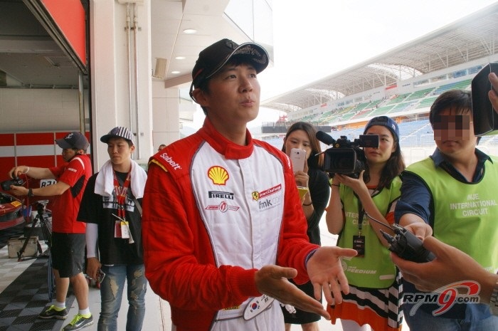 페라리 챌린지에 참가한 연정훈 선수