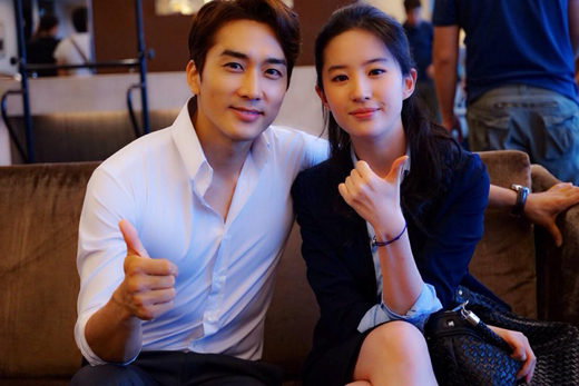 출처:/송승헌 트위터/역비·송승헌