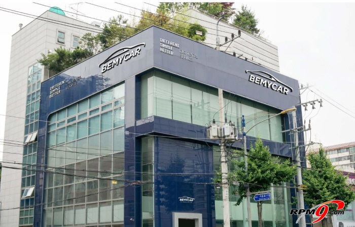 '비마이카'는 다양한 수입차를 모아놓고 판매하는 매장이다.(사진=비마이카)