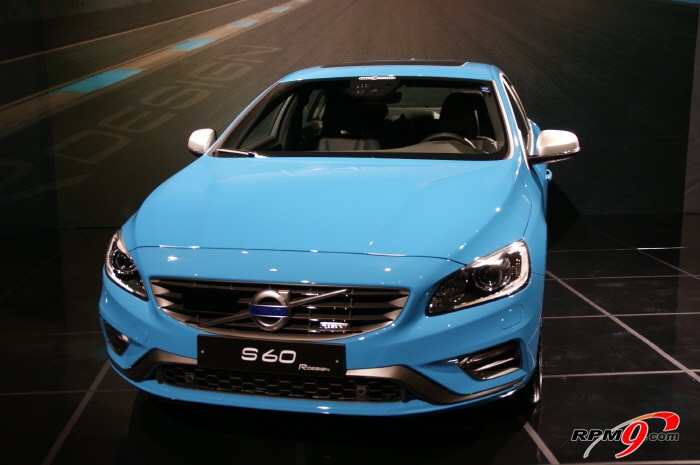 볼보자동차 V60 T5 R-디자인(사진=차재서 기자, jscha@etnews.com)