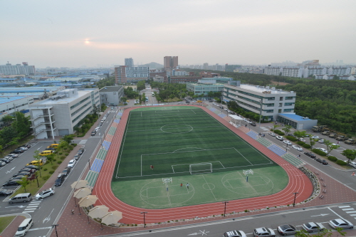 경기과학기술대학교 성인학습자를 위한 대학_지역_산업체연계 “후진학 공학형 스마트 인재양성 캠퍼스 구축”