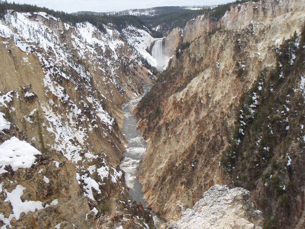 옐로스톤의 Grand Canyon