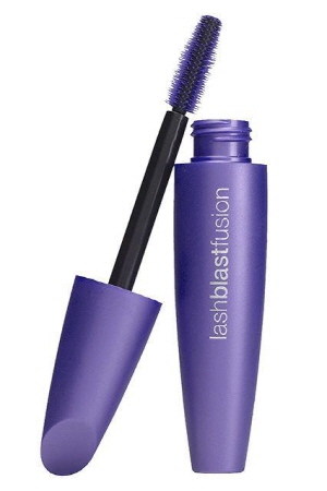 CoverGirl LashBlast Mascara In Very Black.
 (사진출처 : Refinery29) 