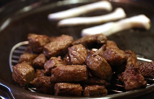 대구 대봉동 방천시장 내 위치한 김광석거리 맛집 '대한뉴스'