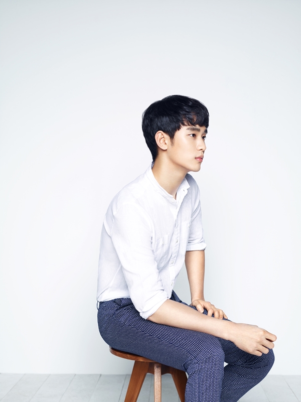 김수현 화보 
 출처:/ 지오지아