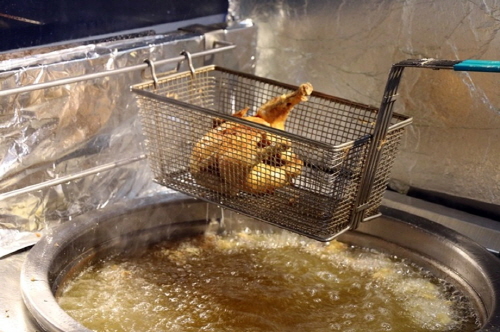 치킨창업 요즘 뜨는 유망 소자본 창업 "쌀로닭" 열풍