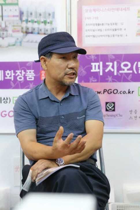 밝은세상 피지오 이정동 사장.