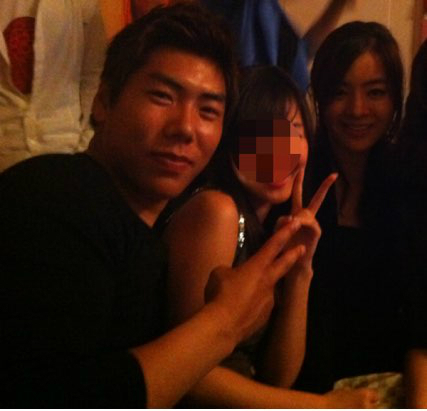 강정호 출처:/여민정 SNS