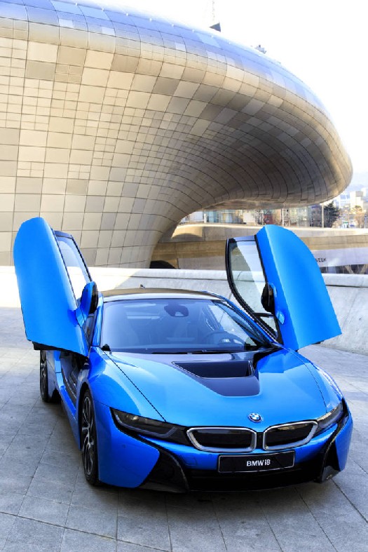 BMW i8