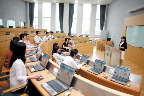 영어강좌에서 유명작가 특강까지 서울사이버대학교에서…72개 인문교양 특강 무료 제공