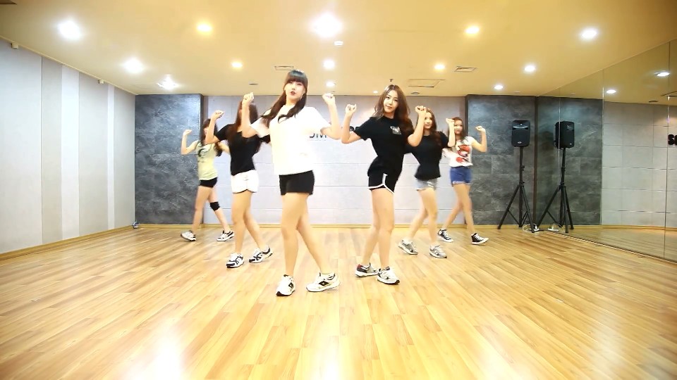 여자친구
출처:/온라인 커뮤니티
