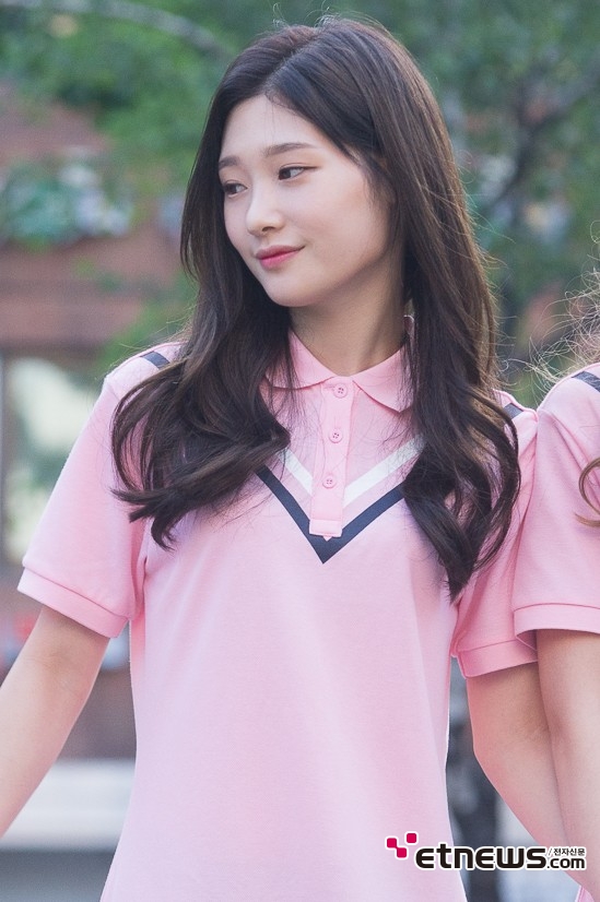 [포토] 아이오아이 정채연, '청순미 가득한 눈망울'