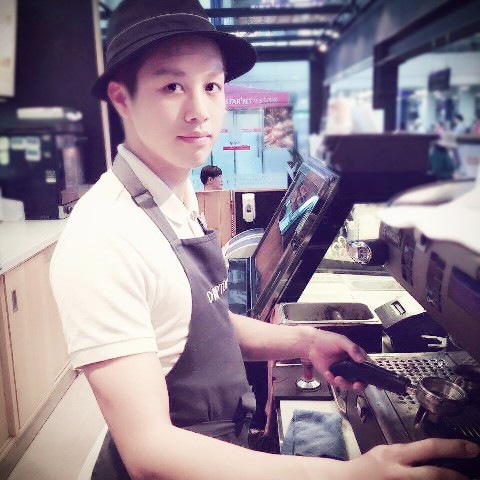 MAX FC04, ‘커피프린스’ 김동성, “조만간 챔피언의 커피를 맛보실겁니다”