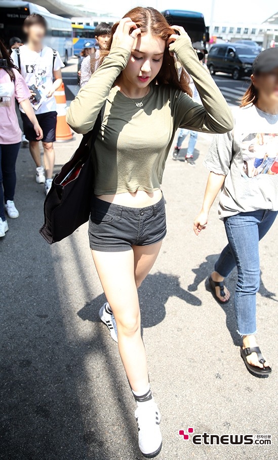 [포토] 전소미, ‘보고도 믿기 힘든 비율’