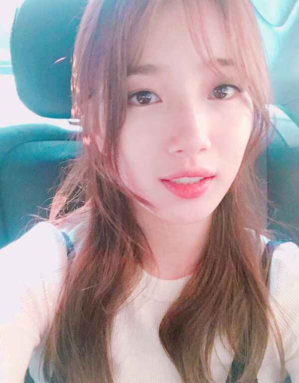 출처:수지 SNS