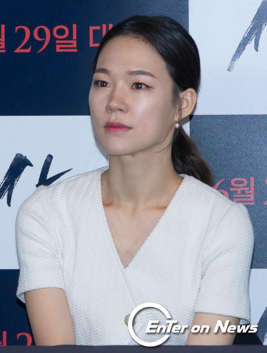 [ON포토] 한예리, '무결점 우유빛 피부'