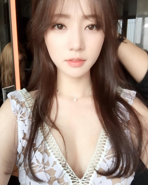 출처:/ 송하윤 인스타그램