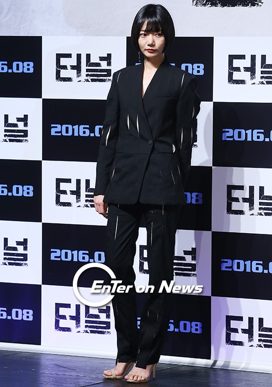 [ON포토] 배두나, ‘비율이 이정도!’