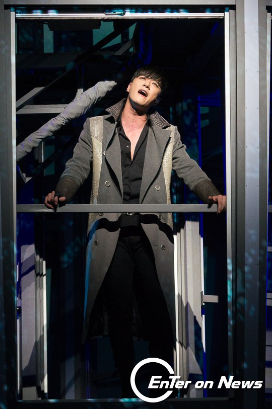 [ON포토] 페스트 윤형렬, '탄식하는 랑베르'