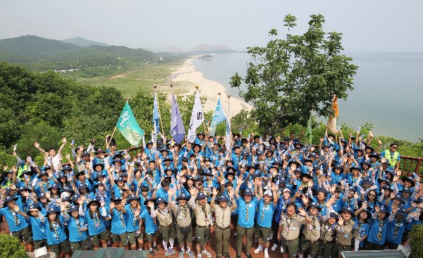 지난 1일 강원도 고성 통일전망대에서 진행된 '휴전선155마일 횡단' 해단식. 사진=동아오츠카 