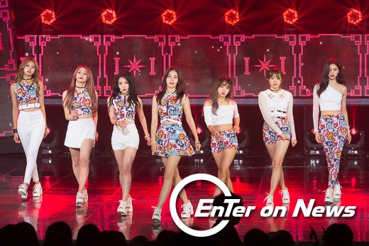 [ON포토] 아이오아이, '모델처럼 파워 캣워크'