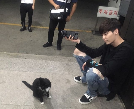 출처:/ 이종석 SNS