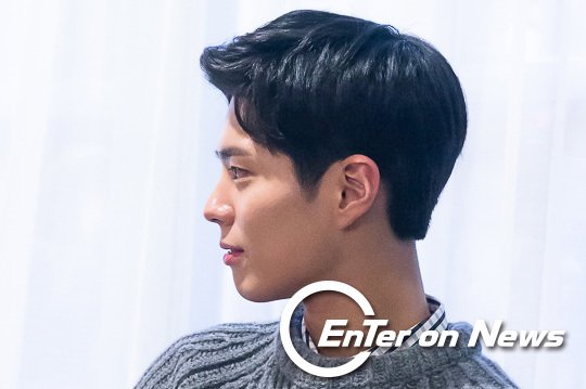 [ON포토] 박보검, '신이 내린 옆선'