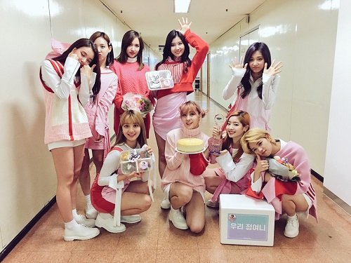 사진=트와이스 공식 SNS