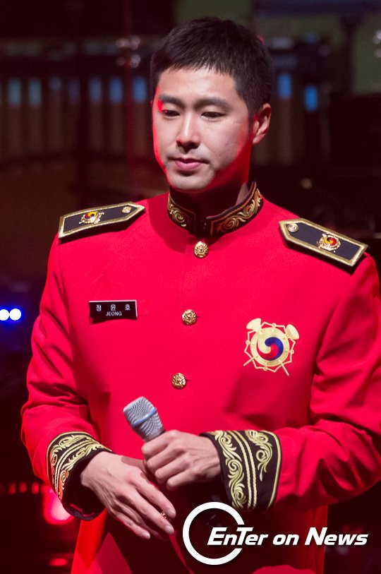 [ON포토] 유노윤호, '변함없이 빛나는 비주얼'
