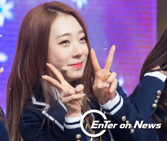 [ON포토] 우주소녀 유연정, '상큼한 브이~'