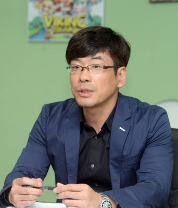 강신철 한국인터넷디지털엔터테인먼트 협회장